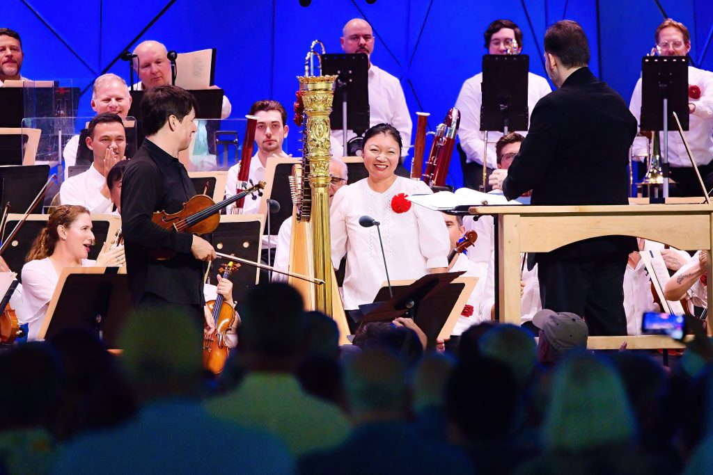 Nelsons conducts BSO and Joshua Bell at Tanglewood, Aug. 2, 2026; Hilary Scott/BSO photo