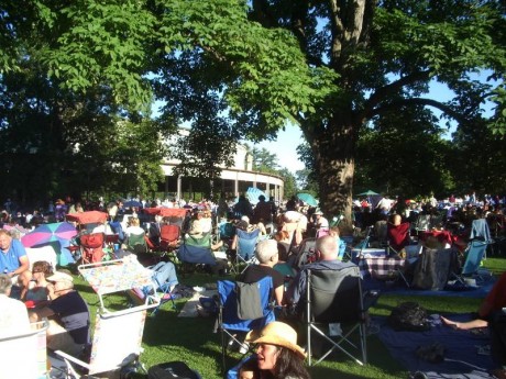 Tanglewood lawnsters at the James Taylor and Carole King Troubador Reunion 2010 World Tour, July 3, 2010.