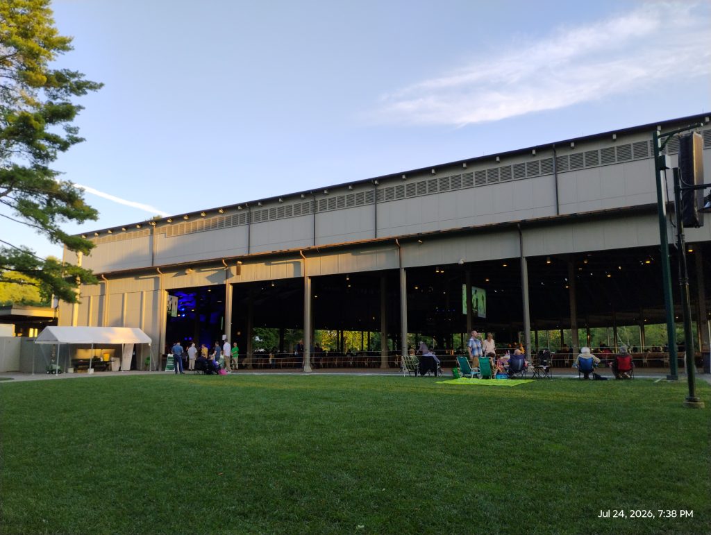 Tanglewood scenes Koussevitzky Music Shed, July 24, 2026; Dave Read photo.